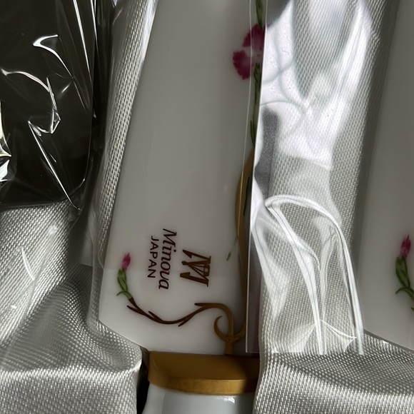 NWOT Minova Ceramic Jewelled Knives set - Picture 2 of 10